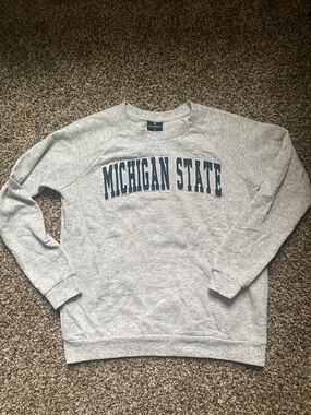 Michigan State Women’s Light Gray Crewneck Sweatshirt